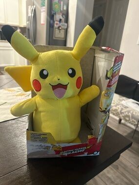 Pokémon Pikachu Plush Toy - Yellow